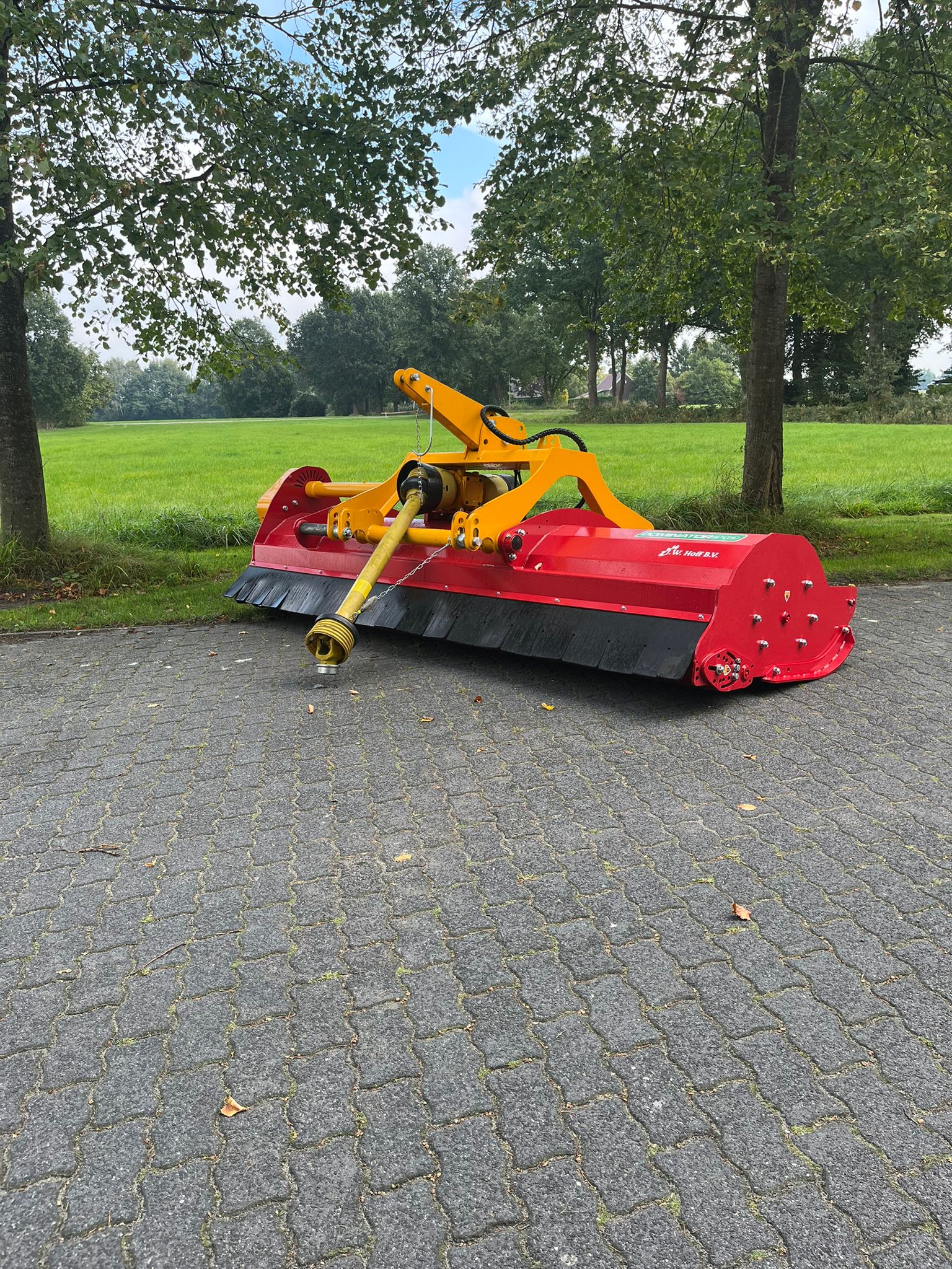 Foto van Ino Dominator 310 Klepelmaaier