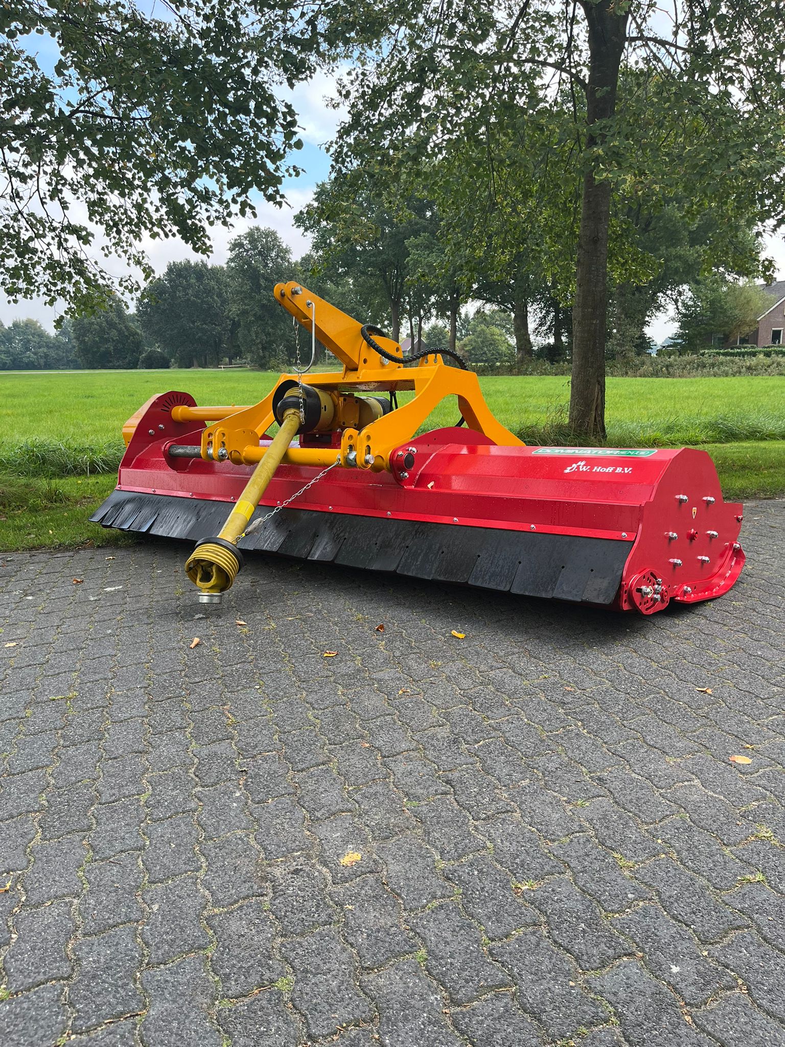 Foto van Ino Dominator 310 Klepelmaaier