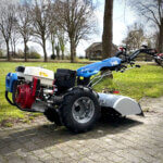 Foto van te huren Tuinfrees